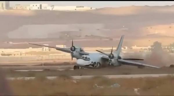 Antonov An-32 Bingazi'de Acil İniş Yaptı: Hasar Var, Can Kaybı Yok