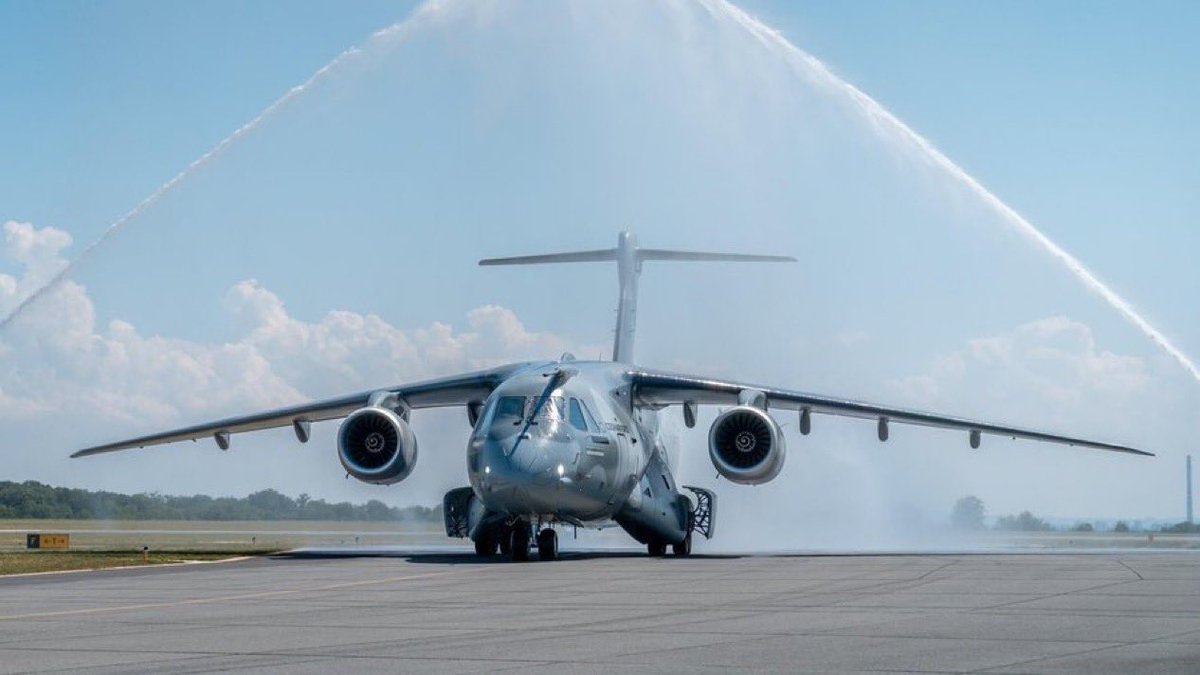 Embraer, Çek Hava Kuvvetleri'ne İlk C-390 Millennium'u Hızla Teslim Etti