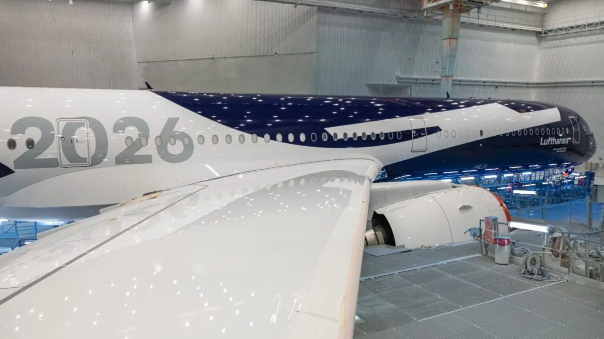 Lufthansa'nın İlk A350-1000'i 100. Yıl Özel Boyamasıyla Geliyor