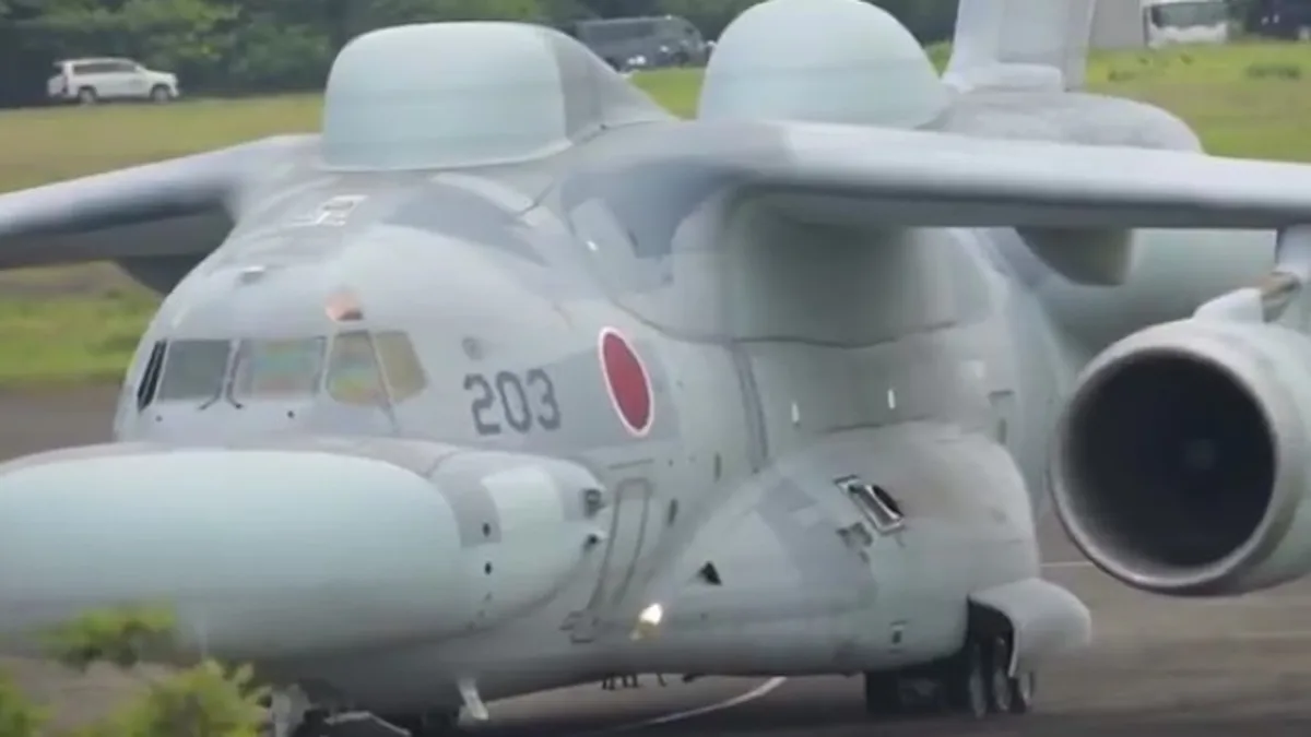 Japonya'nın Yeni Elektronik Harp Uçağı Kawasaki EC-2 İlk Uçuşunu Yaptı