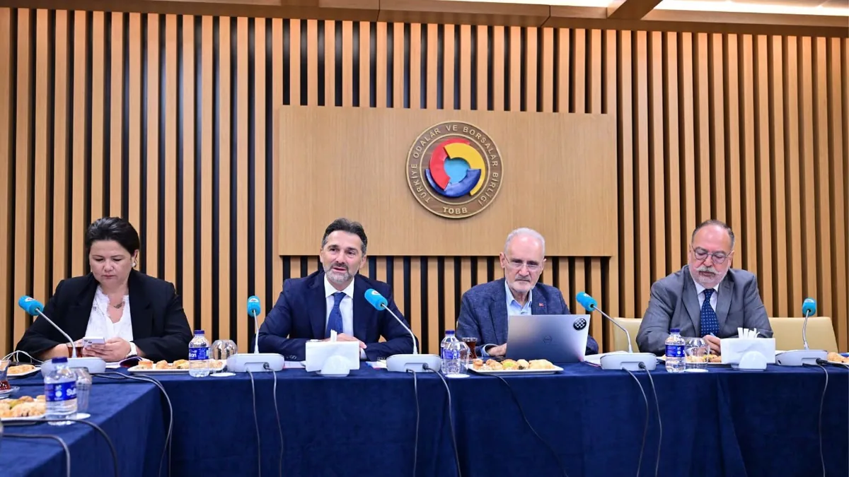 THY Yönetim Kurulu Başkanı Şeker, TOBB Sivil Havacılık Meclisi'nin Yeni Lideri Oldu