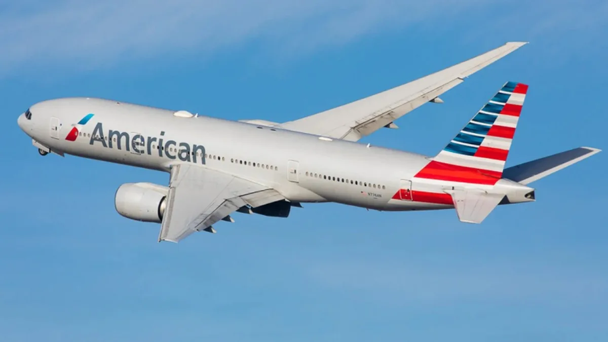 American Airlines'ın Yeni Performans Sistemi Kabin Memurlarını Karıştırdı