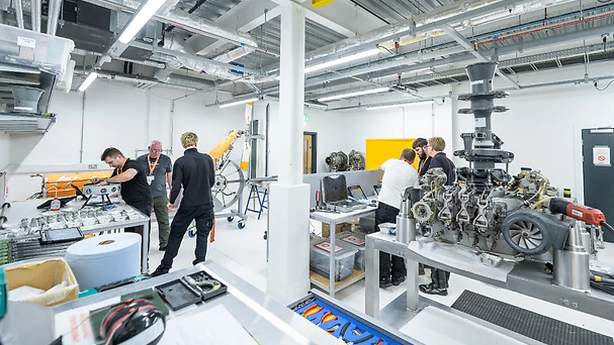 Airbus Helicopters İngiltere'de Yeni Eğitim Akademisi Kurdu