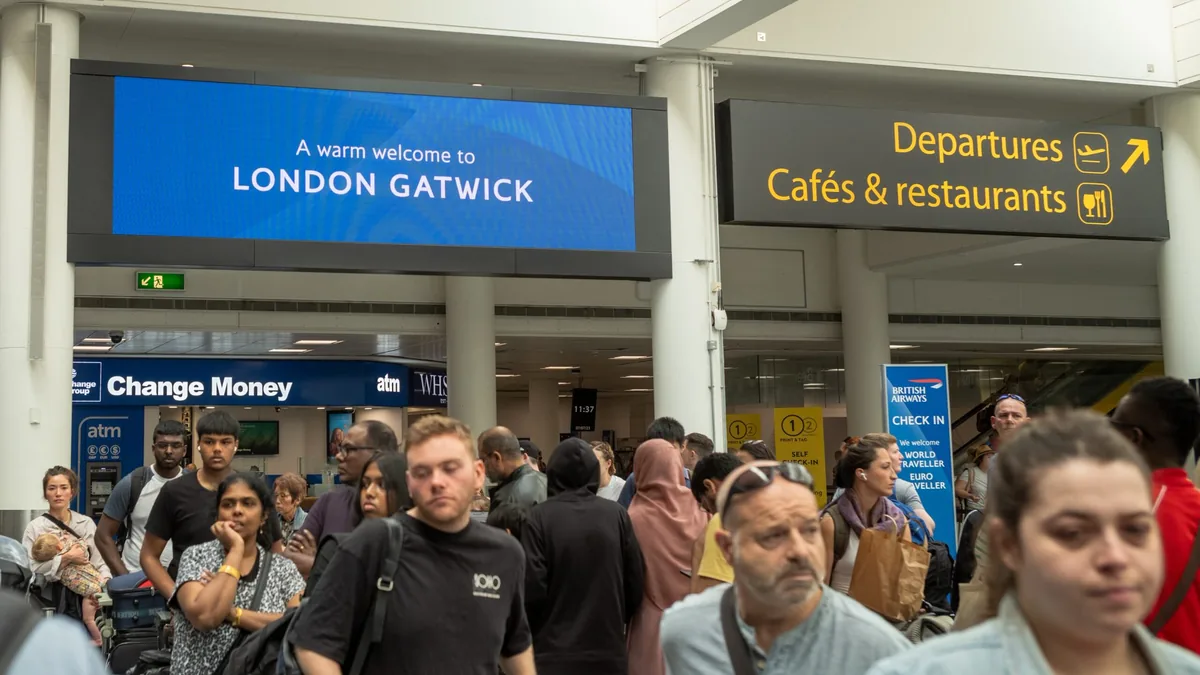 Londra Gatwick Havalimanı'nda Su Kesintisi: Yaz Sezonunda Büyük Aksaklık