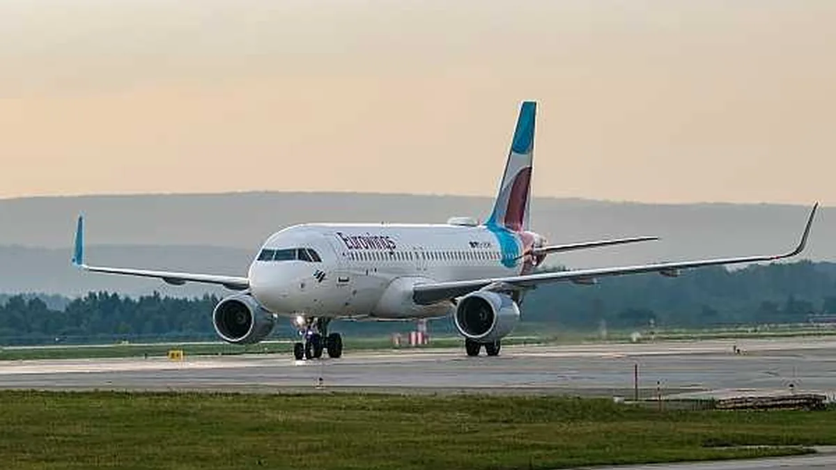 Eurowings A320, Yıldırım Çarpması Sonrası Stuttgart'a Geri Döndü
