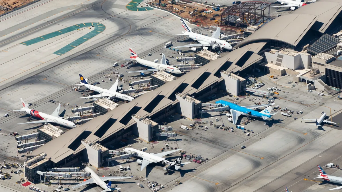FAA'den ABD Havalimanı Altyapısına 870 Milyon Dolarlık Dev Hibe