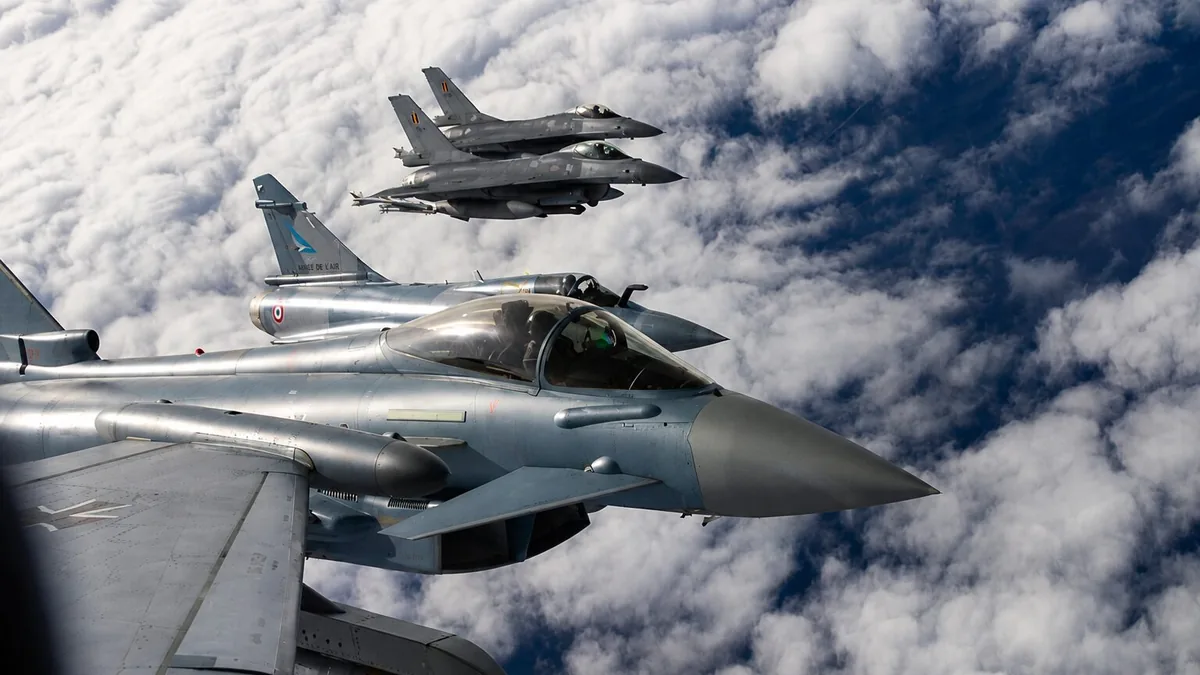 NATO Savaş Uçakları Letonya Üzerinde İHA Düşürdü, Finlandiya Hava Sahasını Kısıtladı