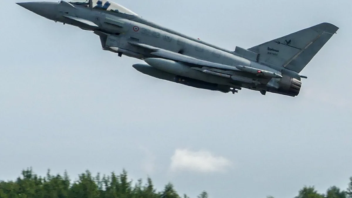 Baltık Hava Sahasında Tanımlanamayan İHA Alarmı: Türk F-16'lar Havalandı