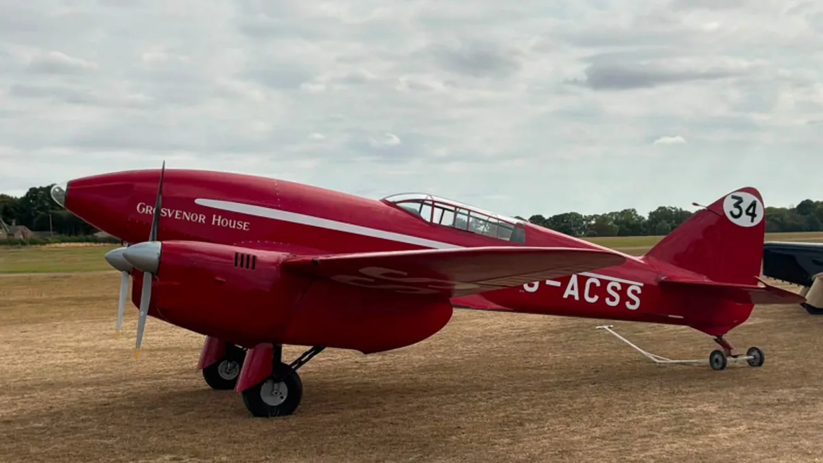 Havacılık Tarihinin İkonik Uçağı DH-88 Comet İnişte Kaza Yaptı