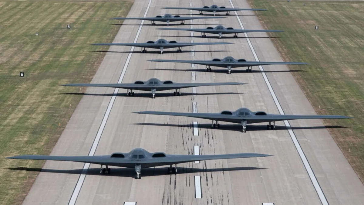 B-2 Spirit Üssünü Görüntüleyen Çinliye 6 Ay Hapis Cezası