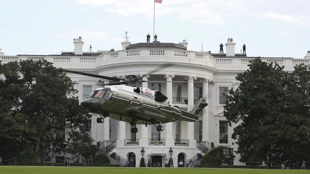Beyaz Saray'a Yeni Helikopter Pisti: Marine One'ın Egzoz Sorununa Çözüm