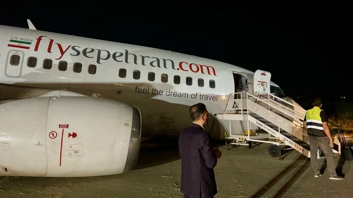 Sepehran 737 Meşhed'de Pistten Çıktı: Burun İniş Takımı Çöktü