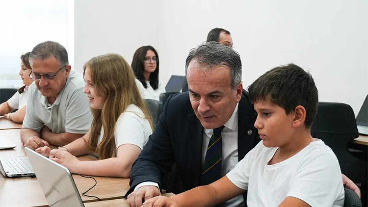 İGA'nın 'Zafer Yolu' Projesi 6. Yılında Eğitime Destek Olmaya Devam Ediyor
