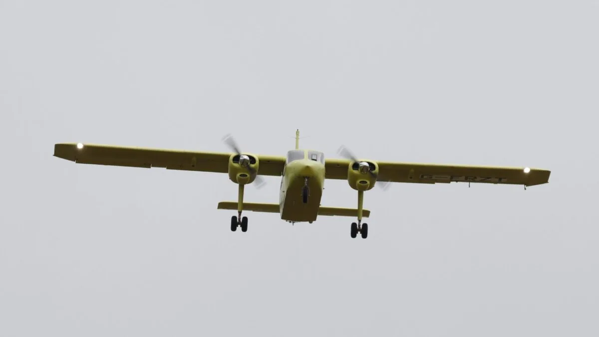 Britten-Norman Islander, İngiltere'de Üretilen İlk Uçuşunu Gerçekleştirdi