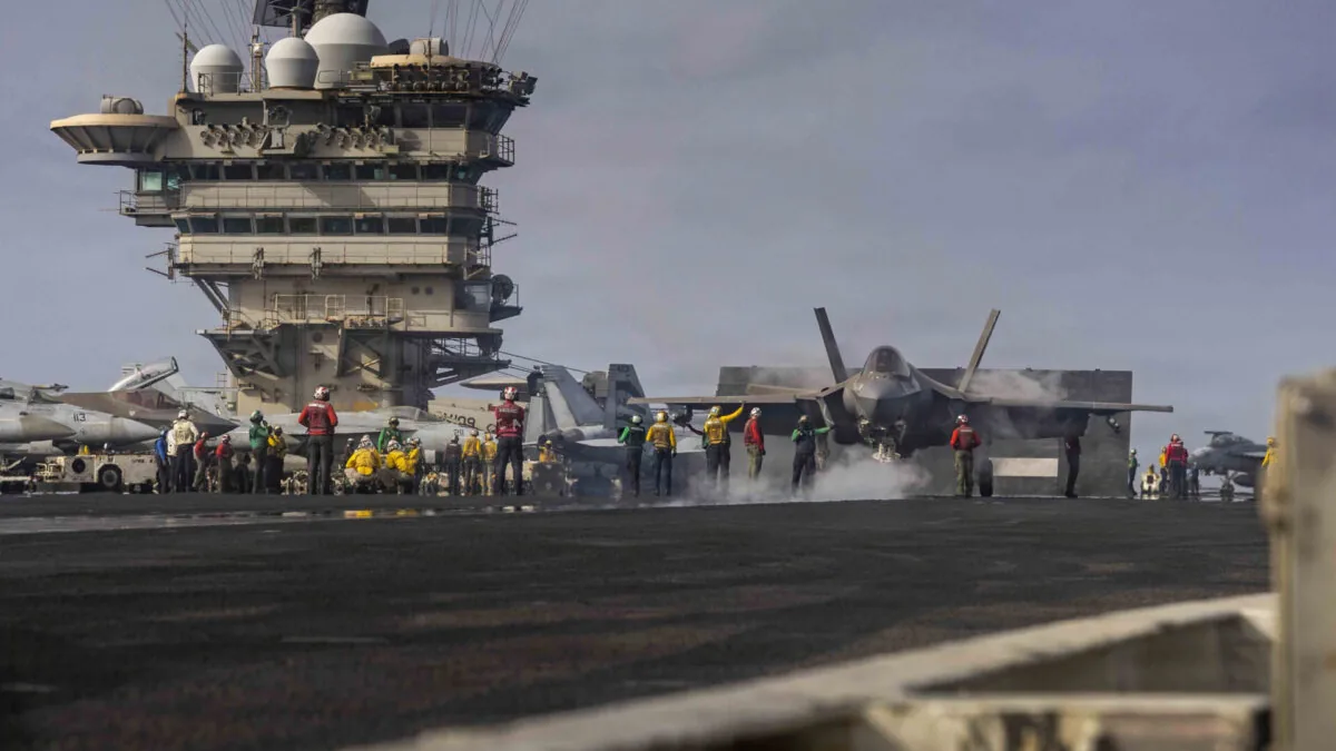 USS Abraham Lincoln, 5 Günlük Tayland Ziyareti Sonrası Göreve Döndü