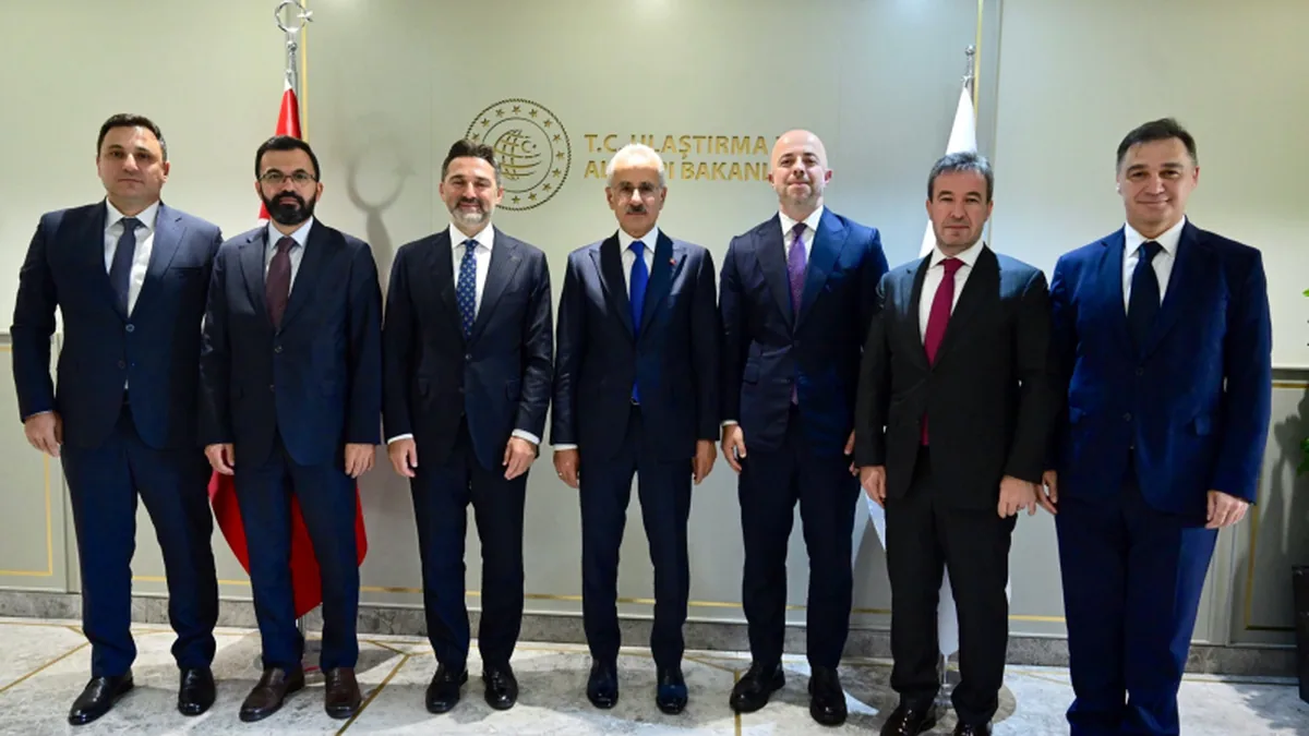 Bakan Uraloğlu: İstanbul Havalimanı 4. Pisti 18 Eylül'de Açılıyor