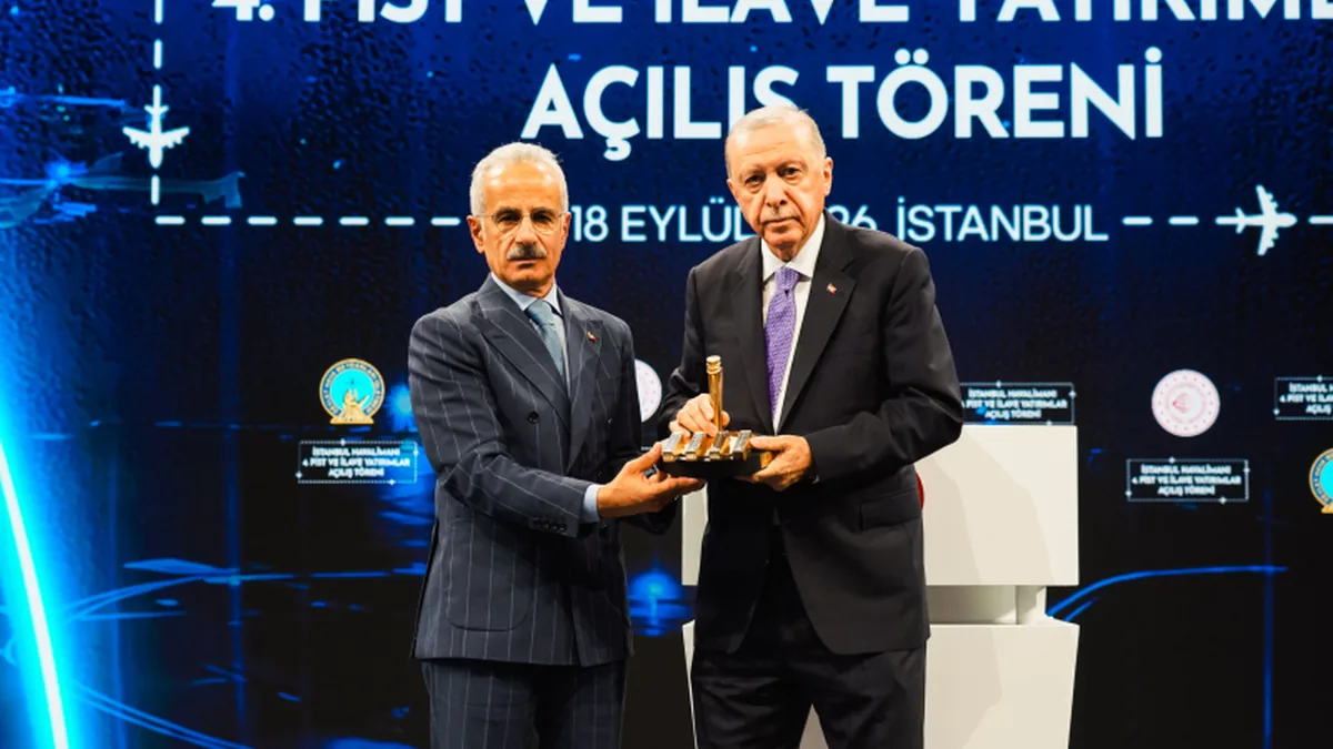 İstanbul Havalimanı'nda Dördüncü Ana Pist Hizmete Açıldı
