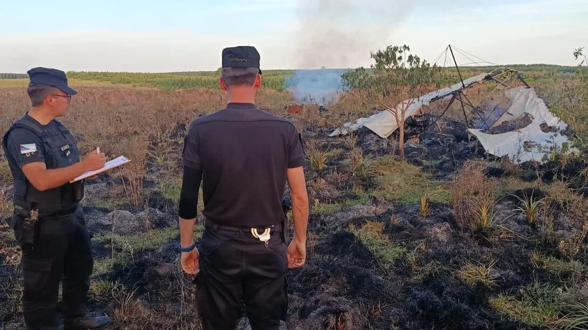 Arjantin'de Yamaç Paraşütü Kazası: Elektrik Hatları Can Aldı