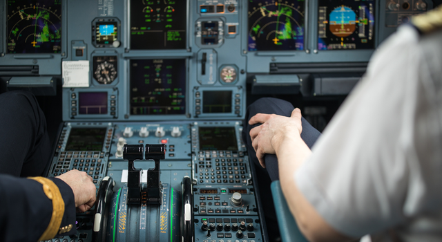 Pilotlar ve Mühendisler İçin Yeşil Pasaport Teklifleri Meclis'te