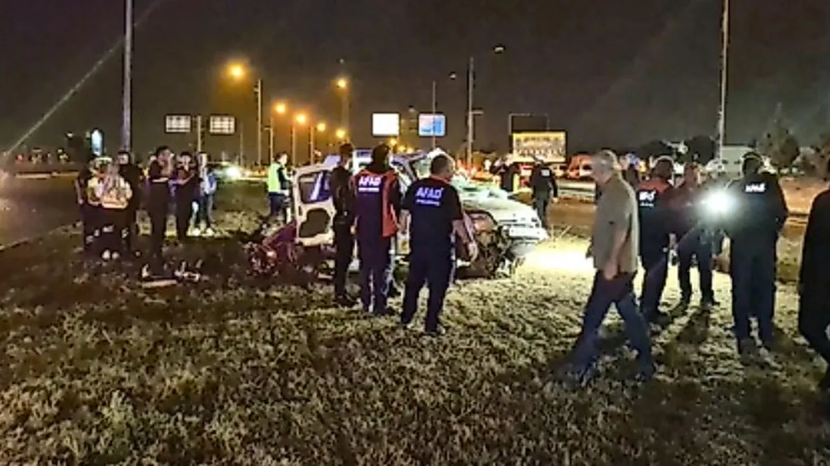 Malatya'da Havalimanı Servisi Kazası: 2 Can Kaybı, 3 Yaralı
