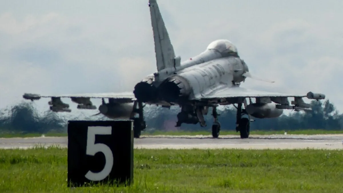 ABD B-1B Lancer, NATO'nun Yeni Hava Savunma Tatbikatına Katıldı