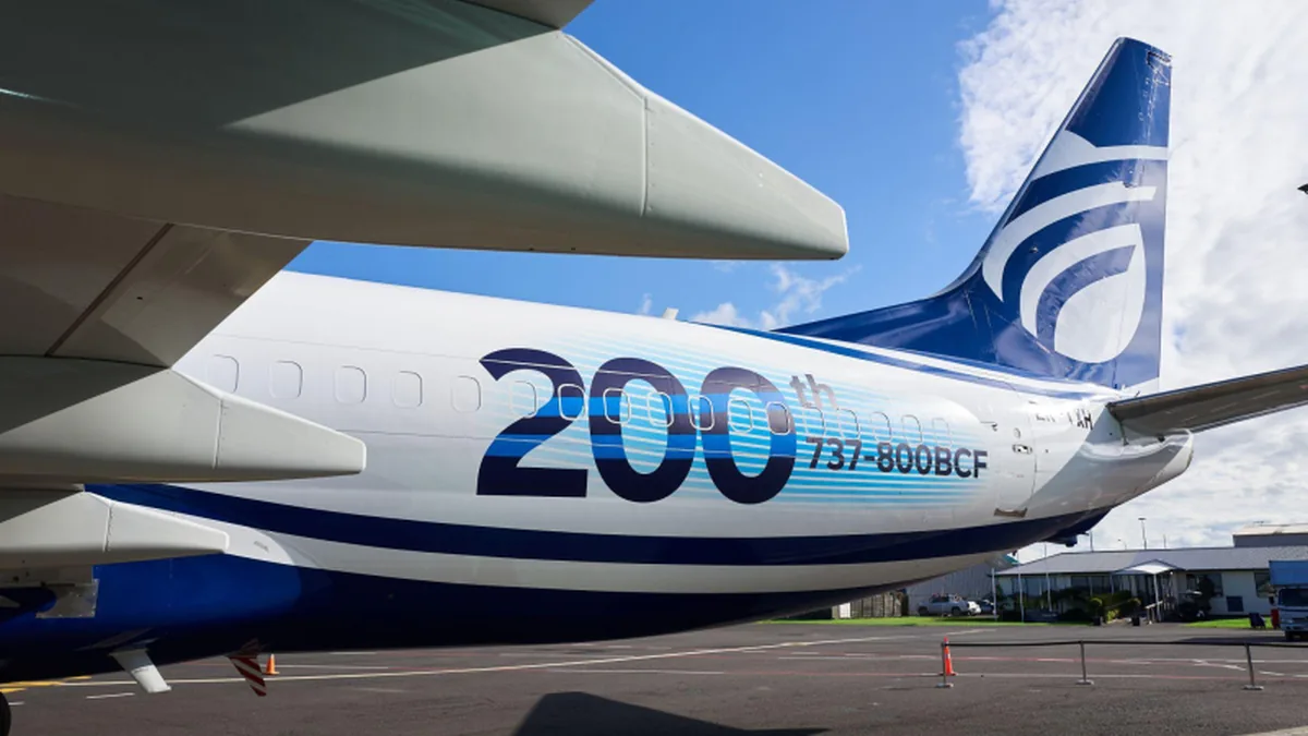 Boeing'in 200. 737-800BCF Kargo Uçağı Texel Air'e Teslim Edildi