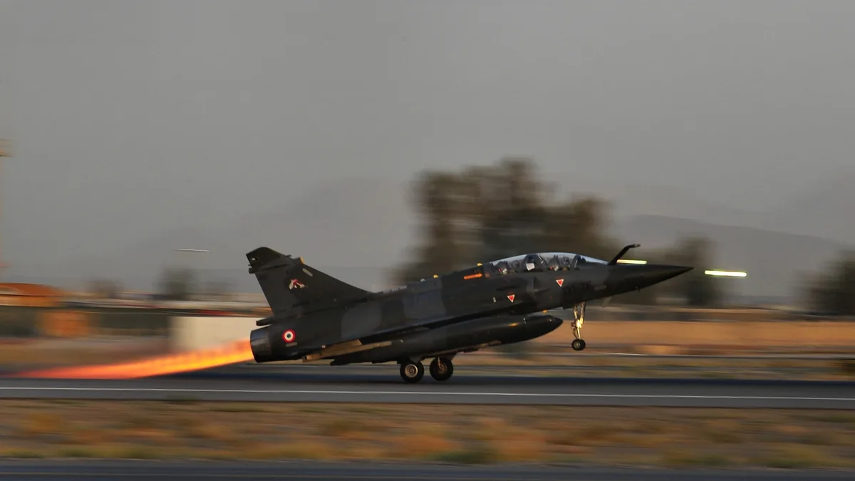 Fransa'da Askeri Uçak Düştü: Mirage 2000D Şüphesi