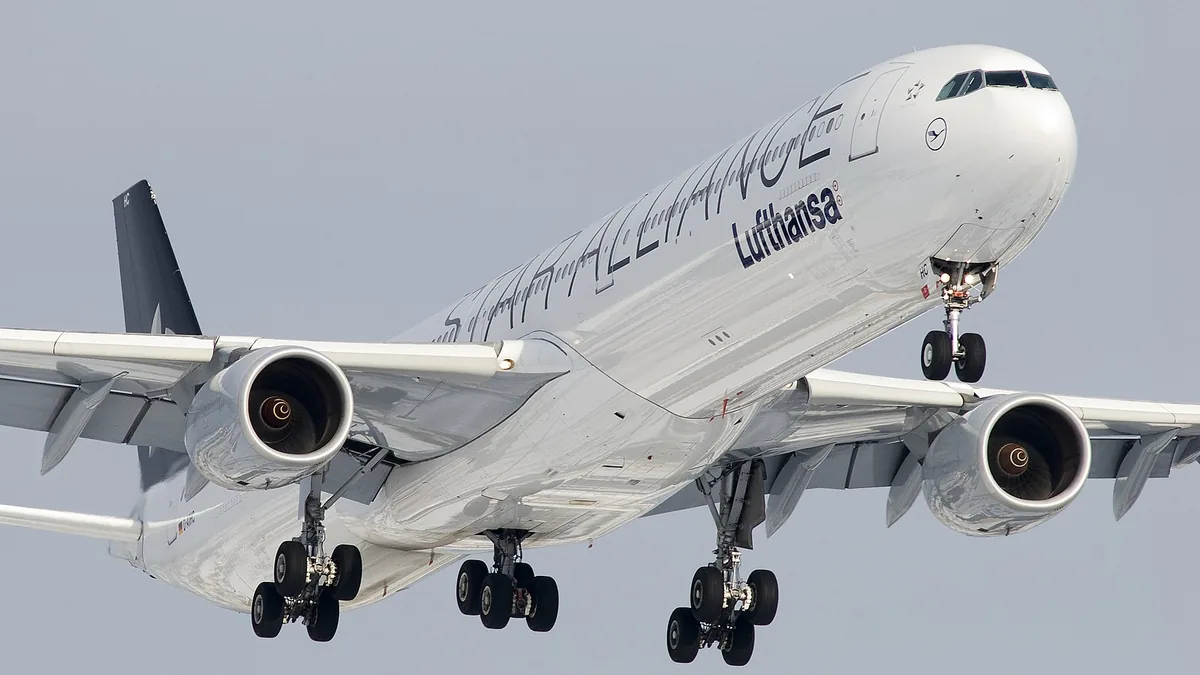 Lufthansa Kabin Memuru Bengaluru'da Elektrik Akımına Kapılarak Hayatını Kaybetti
